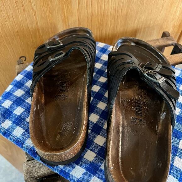 Birkenstock women’s sandals, black leather, women's size 36 (US 5.5 -6) - Picture 7 of 8